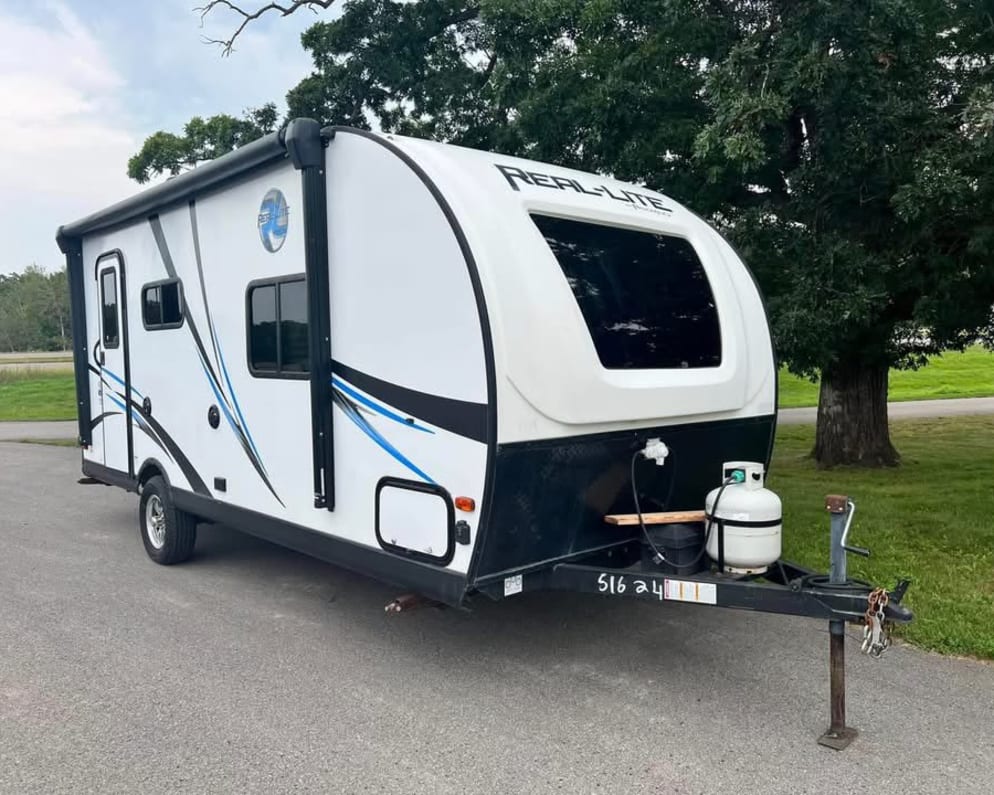 2019 Palomino Real Lite
