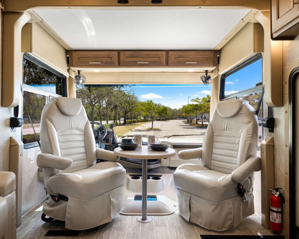 2021 Thor Miramar available for rent in Fort Myers Florida
