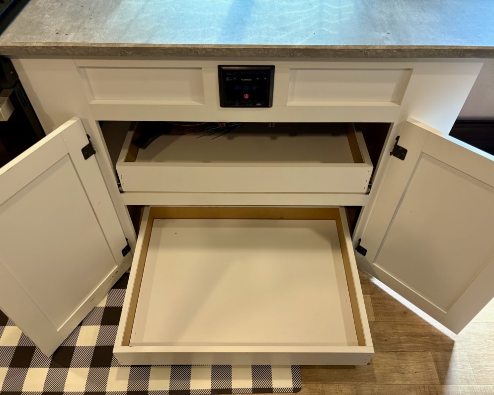 2022 Hideout  by Keystone RV for rent in 61072