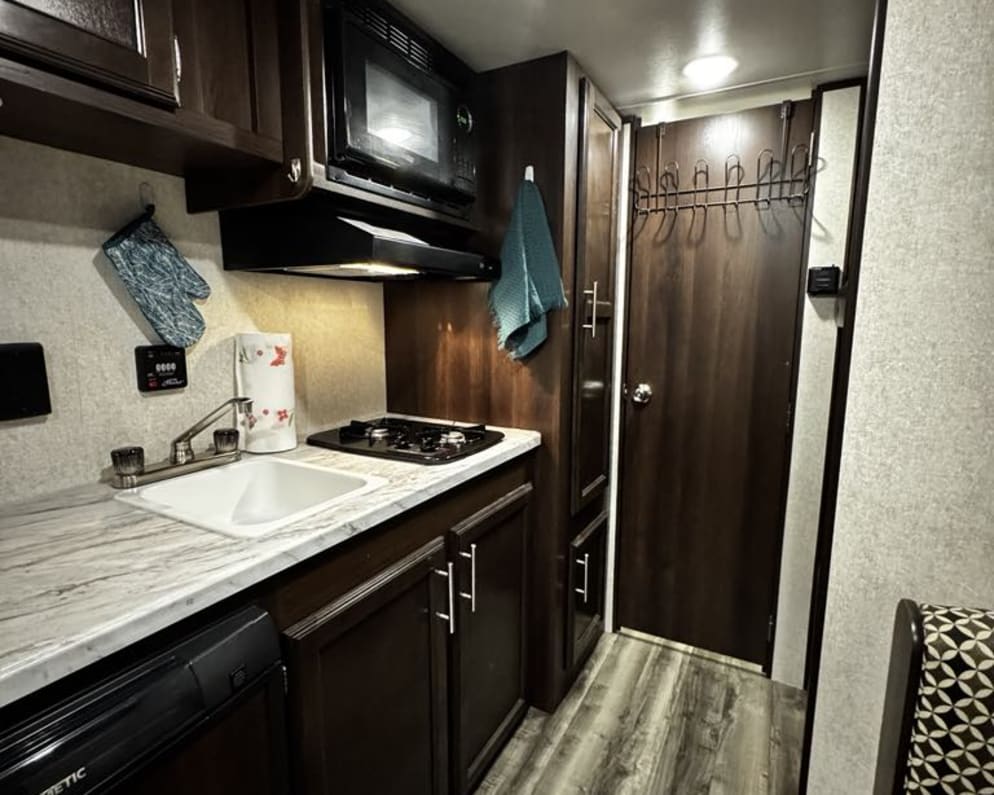 2019 Jayco Jay Flight SLX Travel Trailer for rent in Mancelona Michigan