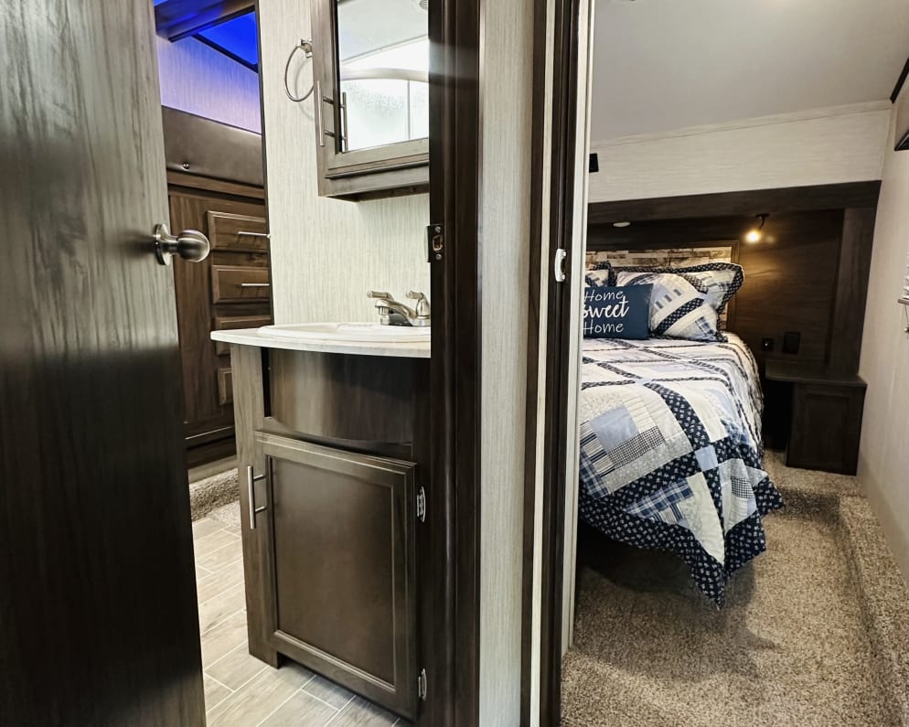 2019 Cherokee Arctic Wolf  by Forest River for rent in 17082