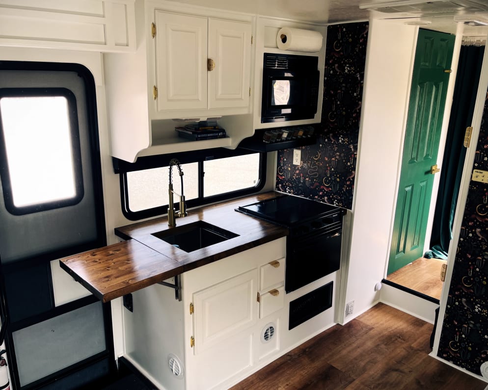 2006 Coachmen Freelander Premier available for rent in Las Vegas Nevada