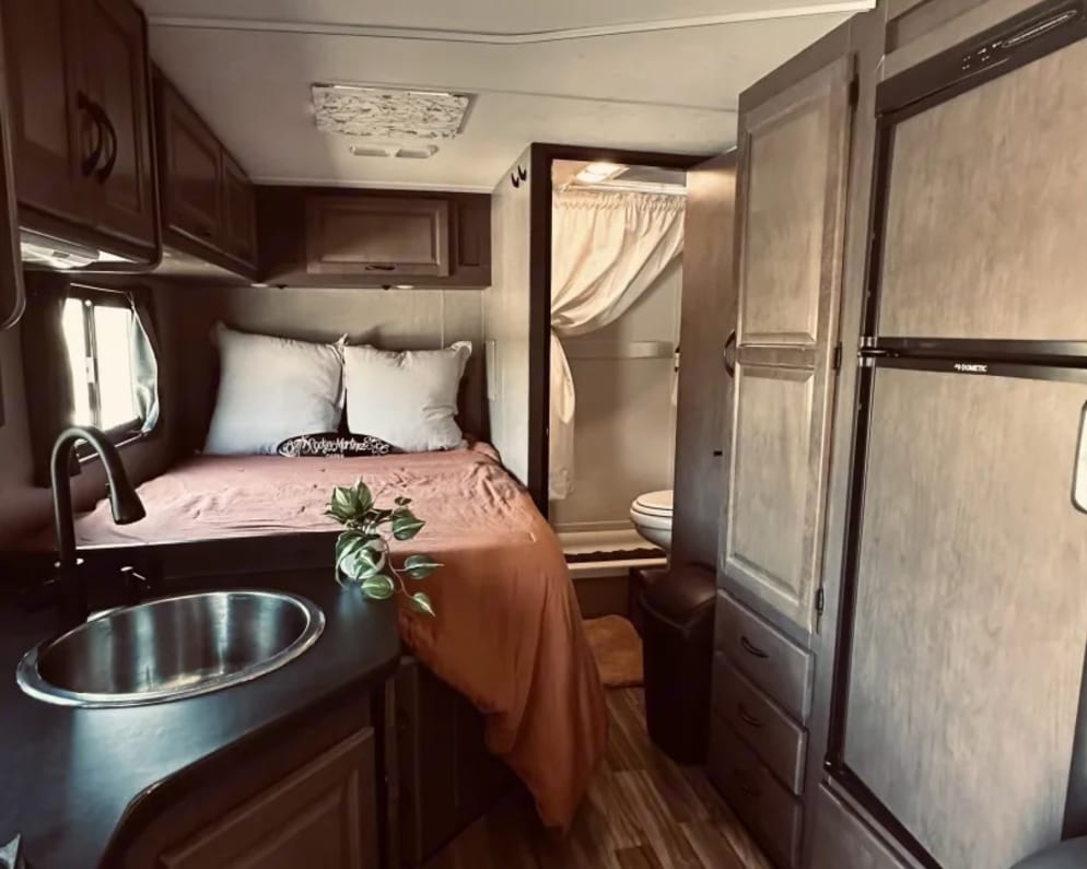 2019 Thor Majestic available for rent in Fountain Colorado