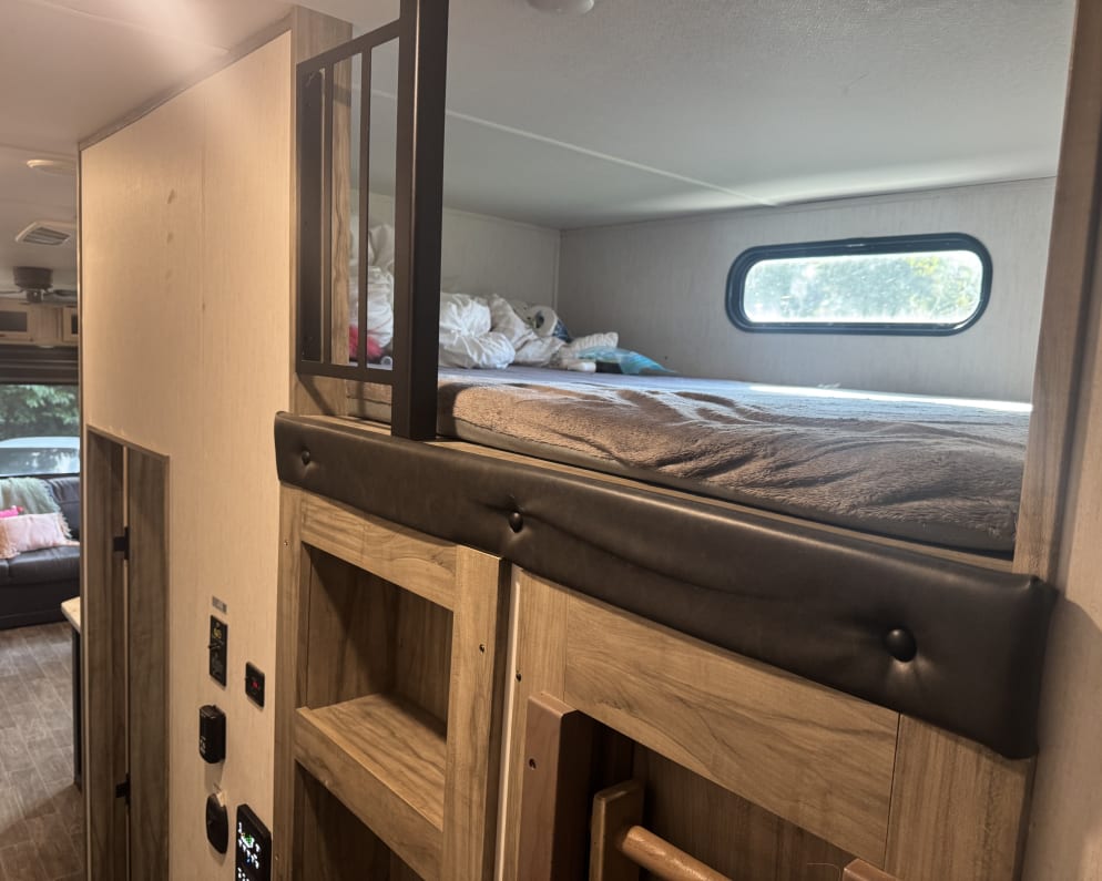 2023 Arctic Fox 3660 Suite Fifth Wheel for rent in Alcoa Tennessee