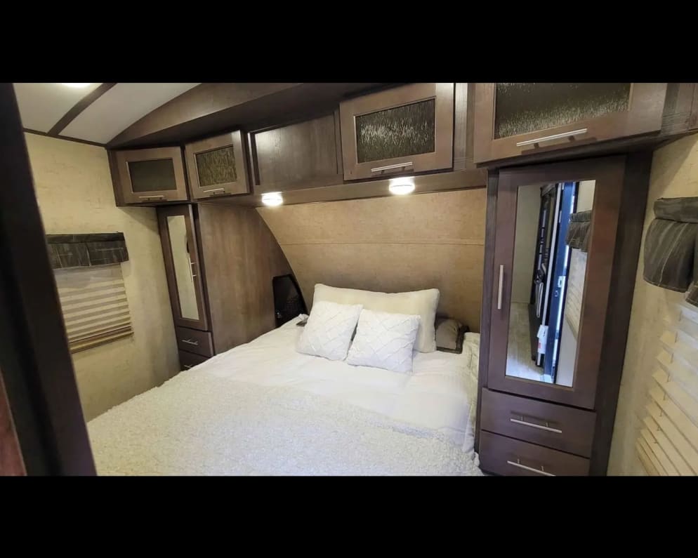 2016 Forest River Surveyor available for rent in Bend Oregon