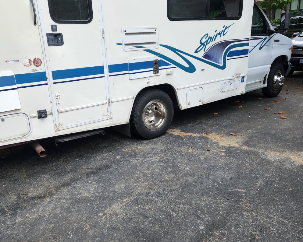 1997 Ford Winnebago Itasca Class C for rent in Delta British Columbia