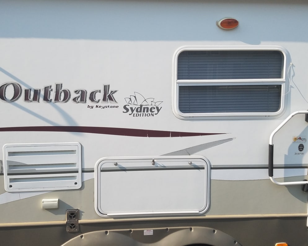 2007 Outback Sydney  by Keystone RV for rent in 97304