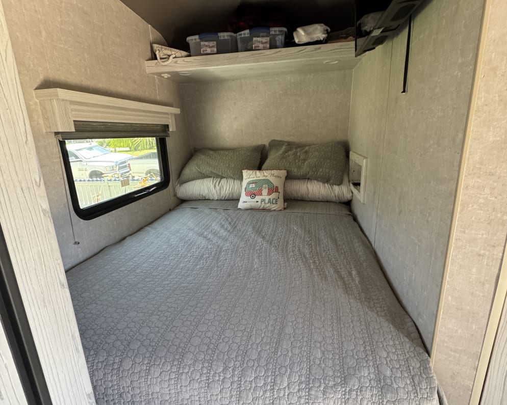 2022 Iconic  by Eclipse Recreational Vehicles for rent in 92647