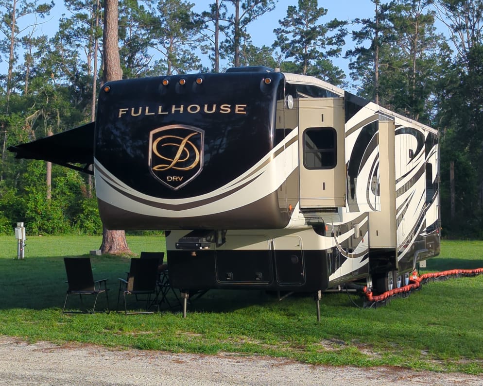 2019 DRV Fullhouse LX455