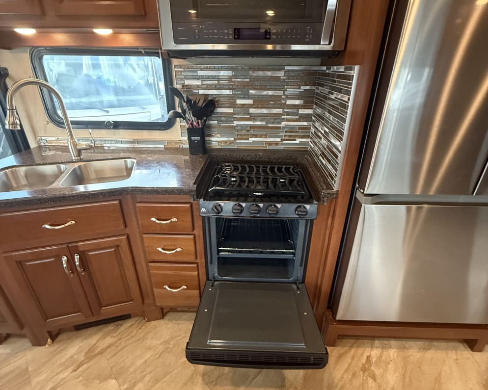 2016 Fleetwood Bounder available for rent in Sanford Florida