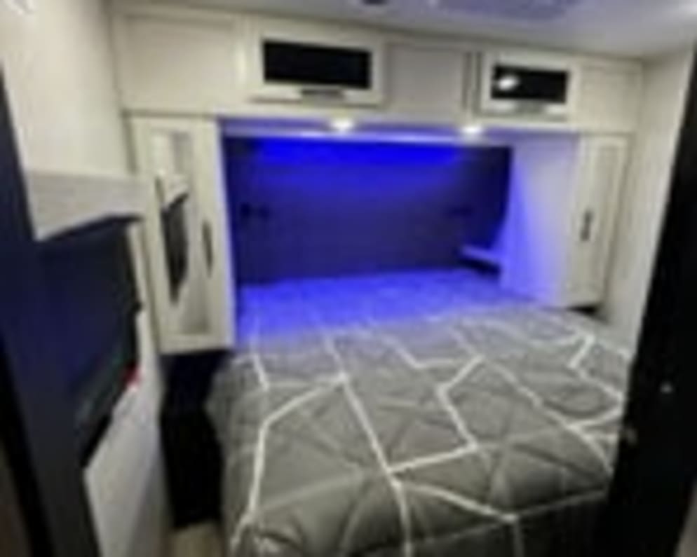 2024 Crossroads RV Cruiser aire  CR28BBH24 Travel Trailer for rent in Tempe Arizona