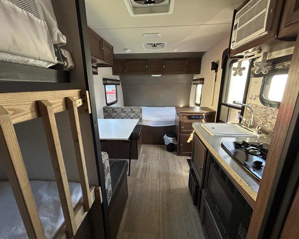 2017 Palomini  by Palomino for rent in G0R 3C0