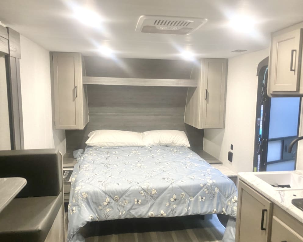 2024 Hideout Sport  by Keystone RV for rent in 96073