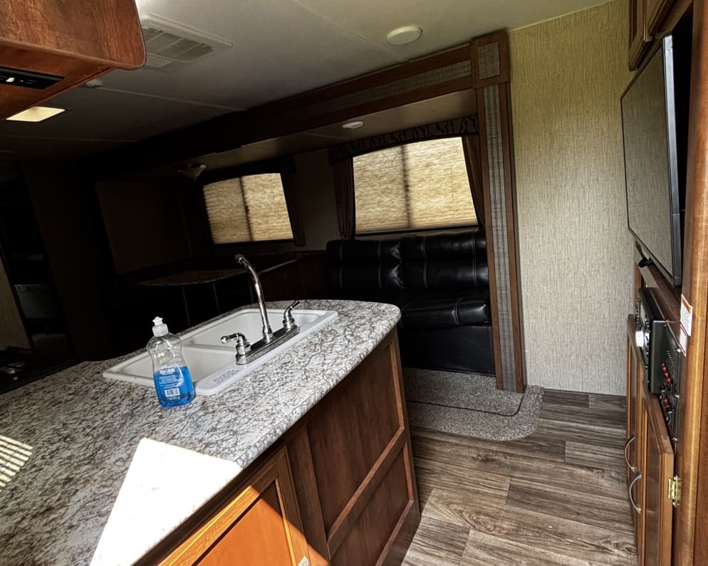 2016 Passport Grand Touring  by Keystone RV for rent in 48640