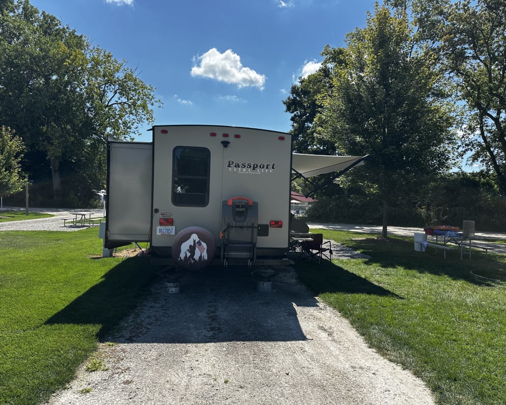 2017 Passport Grand Touring  by Keystone RV for rent in 48442
