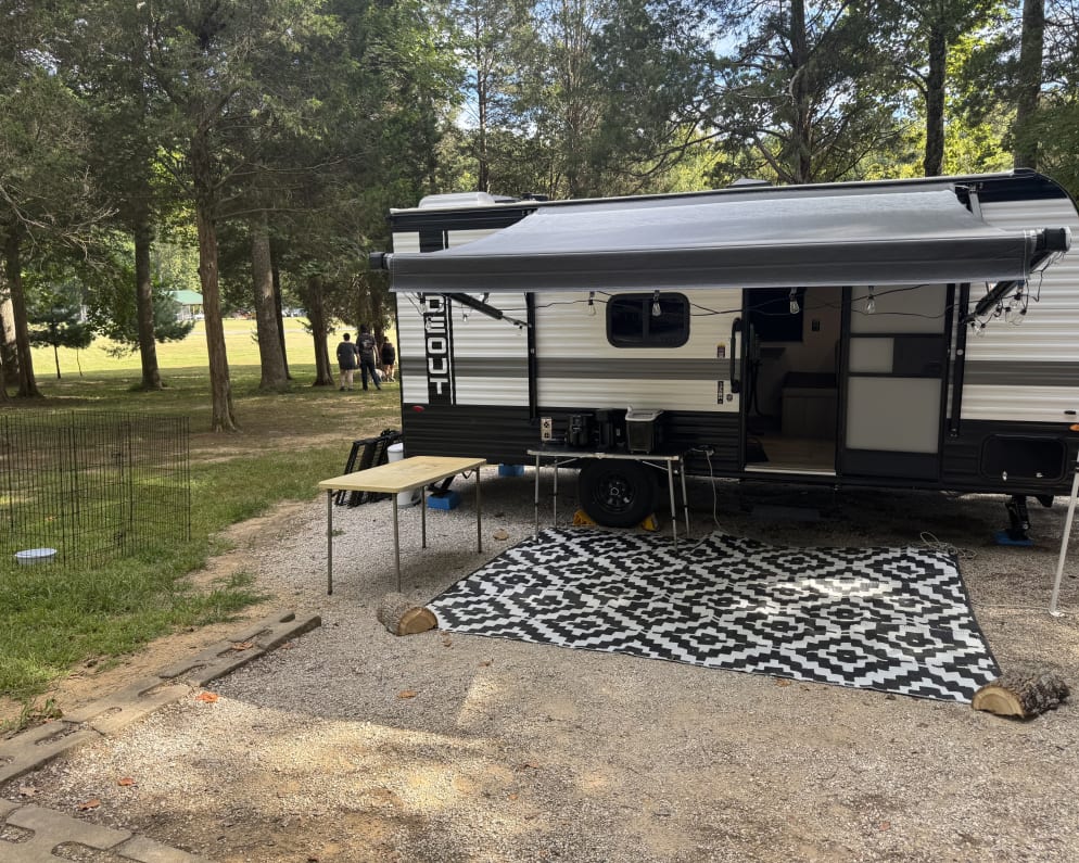 2025 Keystone Hideout Sport 175 BH available for rent in Evansville Indiana