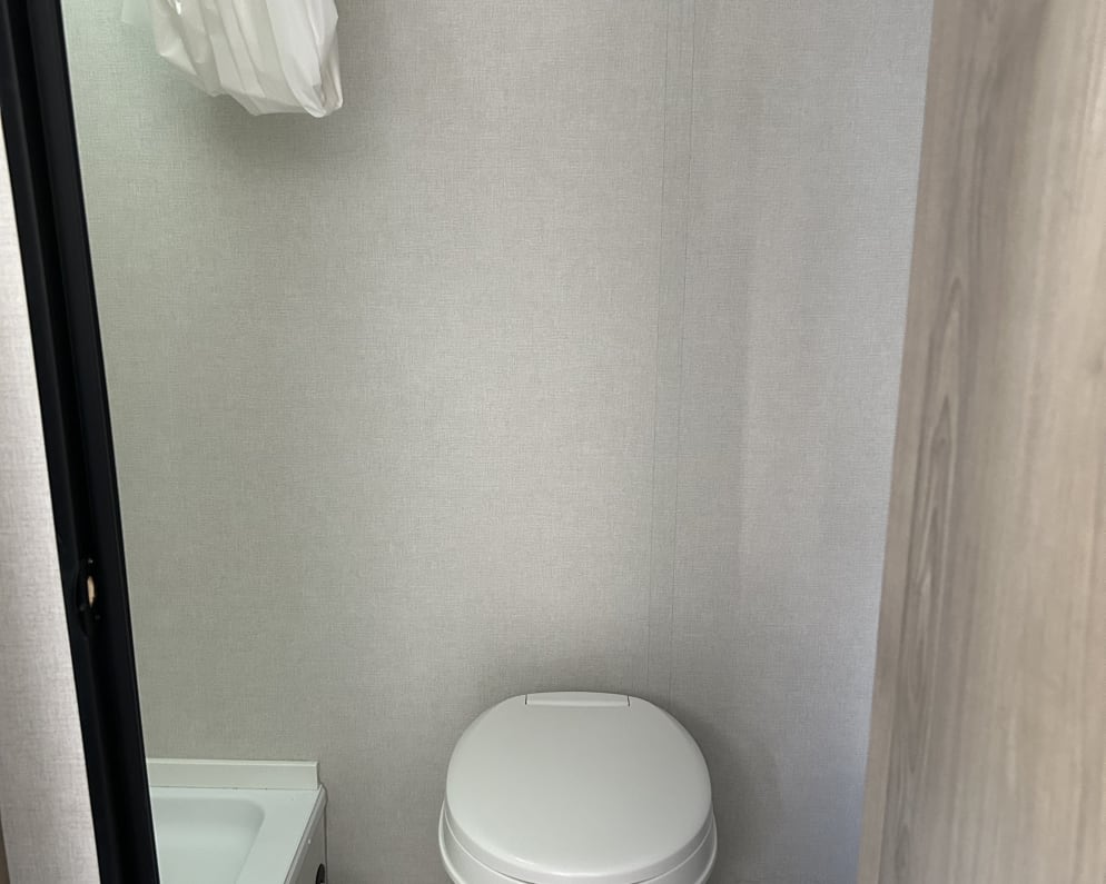 2025 Lantern 17B  by Coleman for rent in 92377