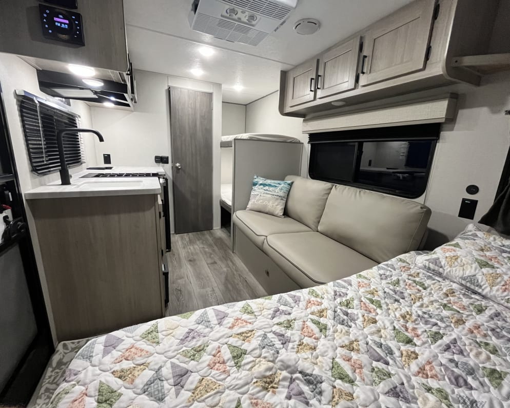 2024 Coachmen Catalina Summit 164BHX available for rent in Fellsmere Florida
