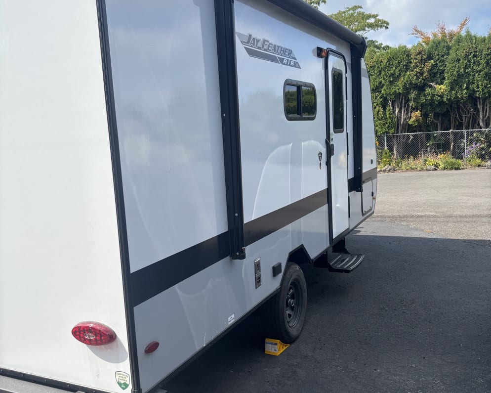 2025 Jayco Jay Feather Air available for rent in Portland Oregon
