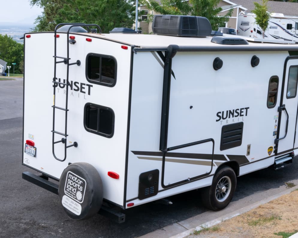 2023 Keystone RV Sunset Trail Travel Trailer for rent in Bountiful Utah