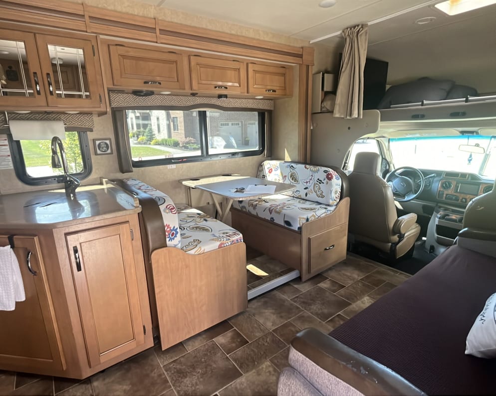 2017 Thor Chateau Class C for rent in Indianapolis Indiana