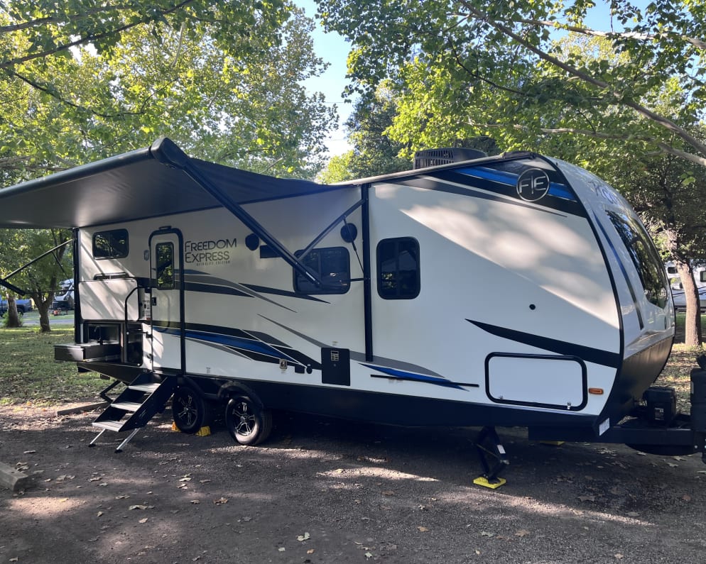2024 Forest River Coachmen Freedom Express Ultra Lite