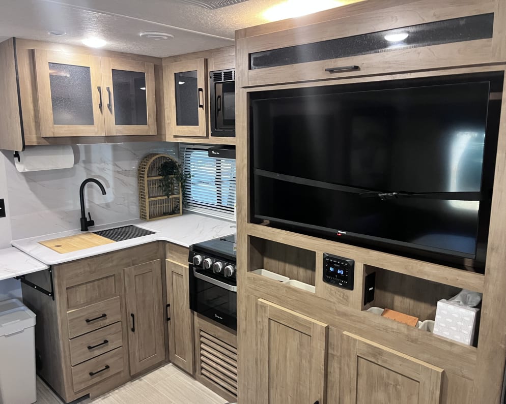2024 Coachmen Freedom Express Ultra Lite  by Forest River for rent in 78250