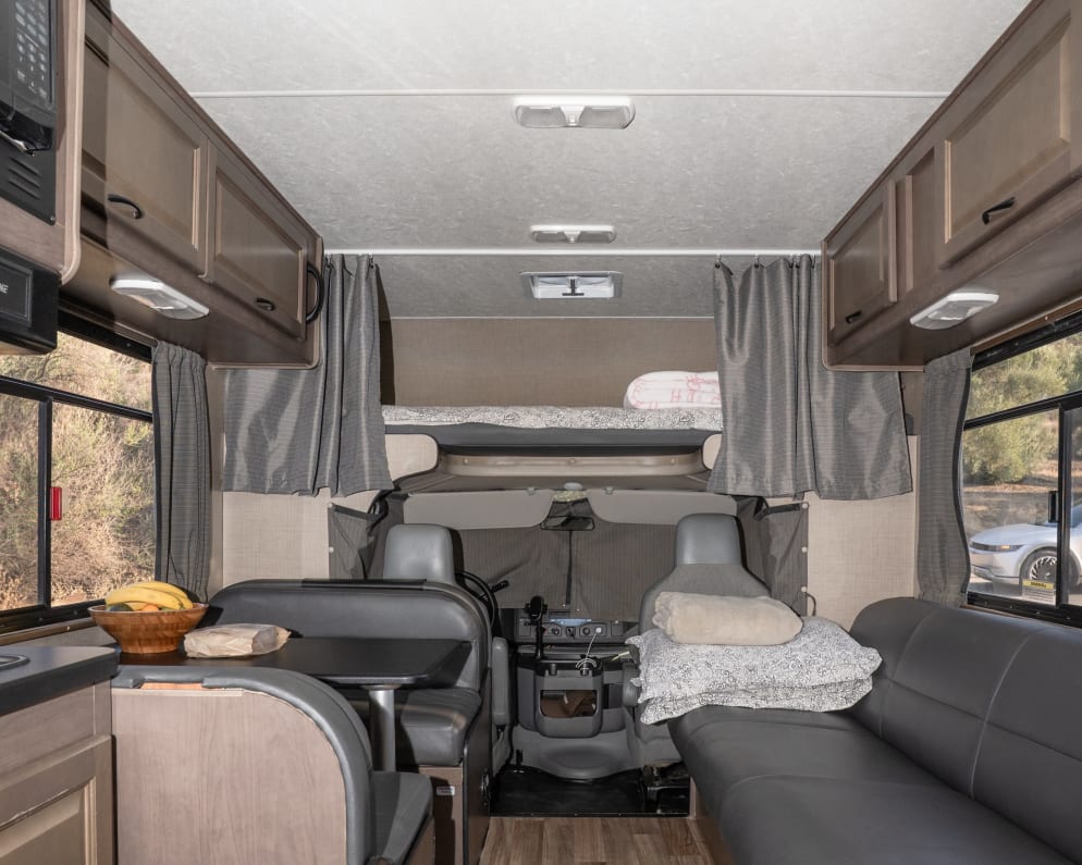 2020 Thor Majestic available for rent in El Segundo California