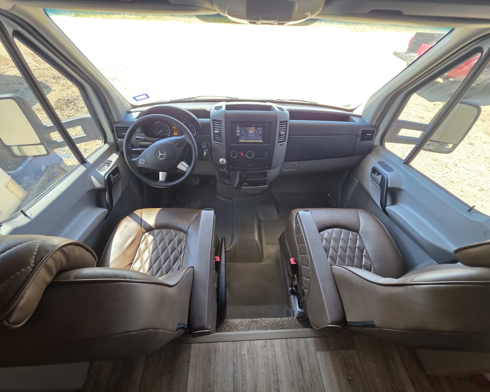 2018 Four Winds  by Thor for rent in 78130