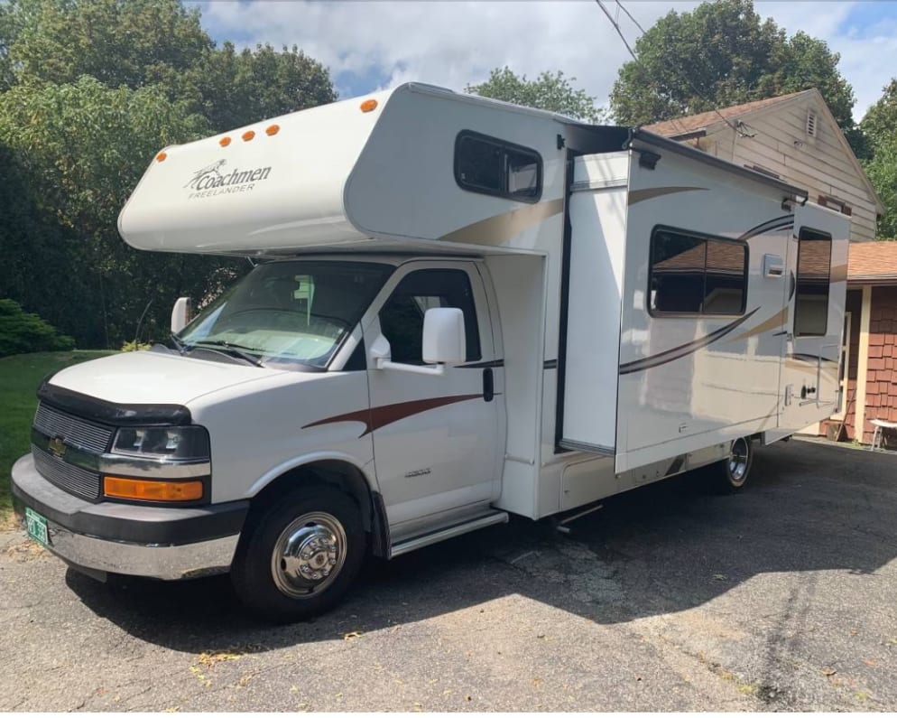 2013 Coachmen Coachmen Freelander available for rent in Westborough Massachusetts