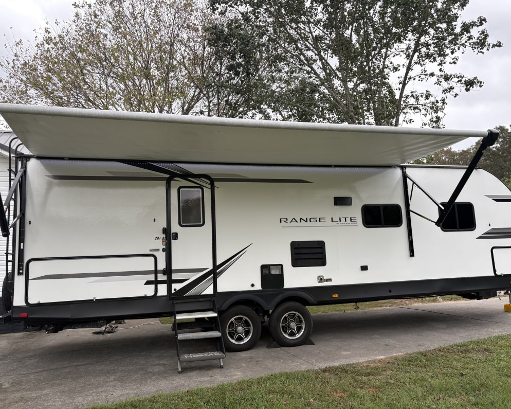 2021 Range Lite  by Highland Ridge RV for rent in 30720