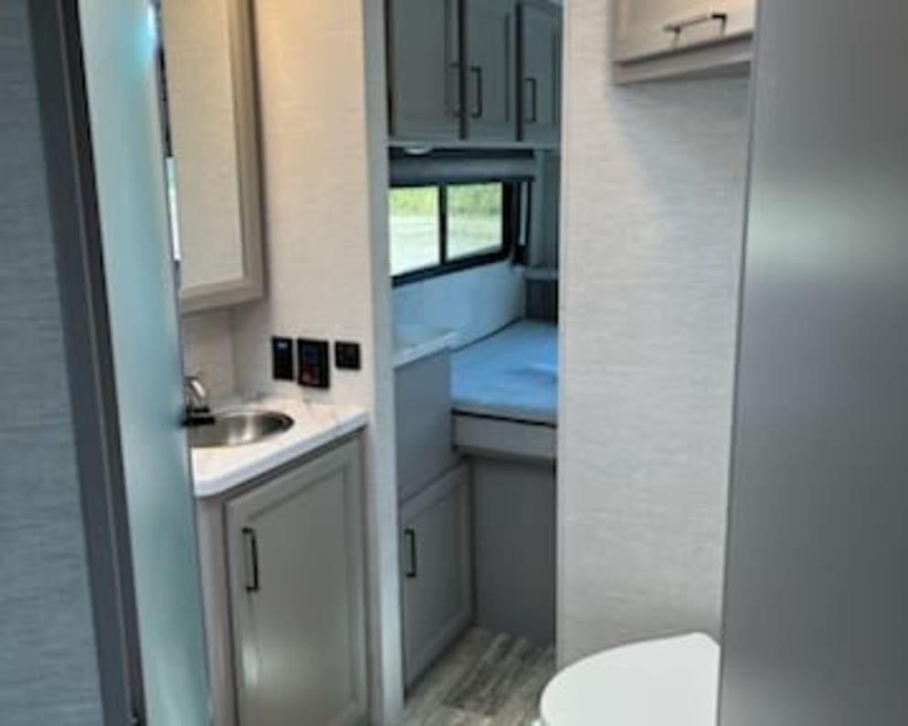 2024 Thor Motor Coach Chateau available for rent in Neenah Wisconsin