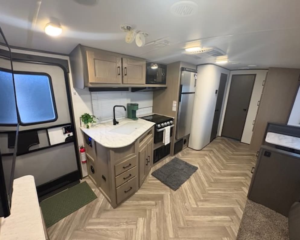 2021 Cruiser RV Shadow Cruiser