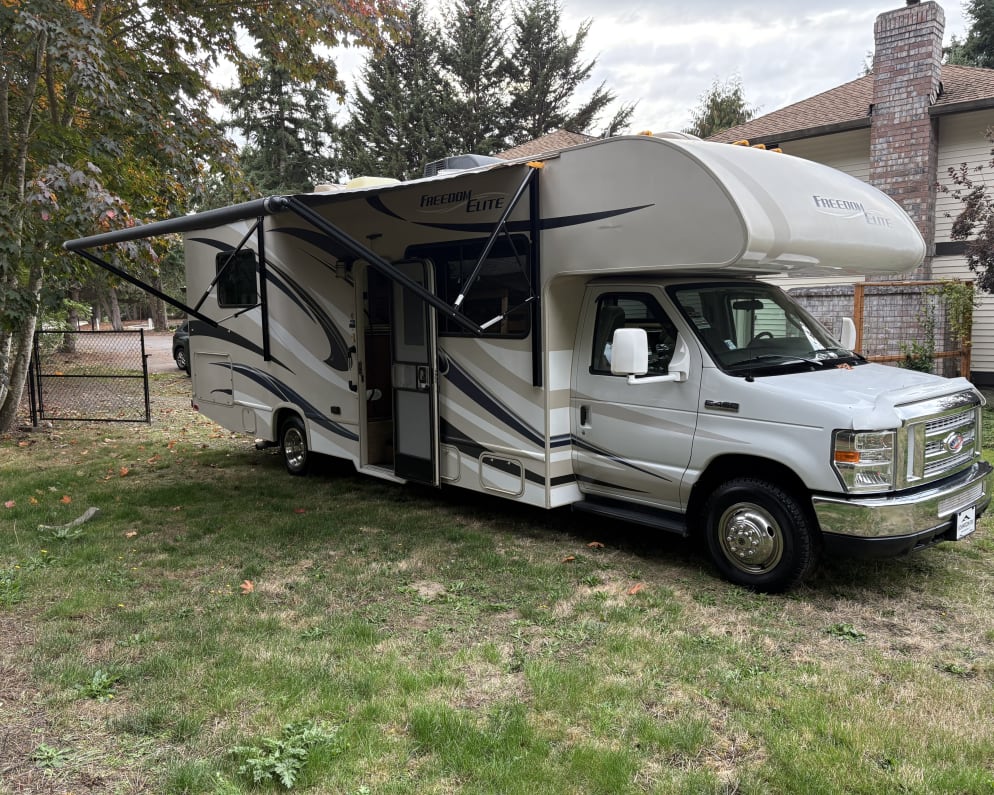 2014 Thor Freedom Elite available for rent in Tacoma Washington