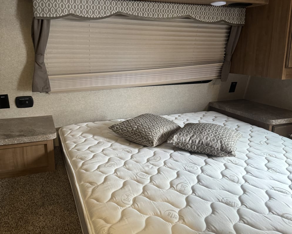 2017 Flagstaff Super Lite  by Forest River for rent in 06082