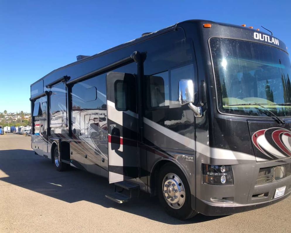 2017 Thor Outlaw available for rent in San Diego California