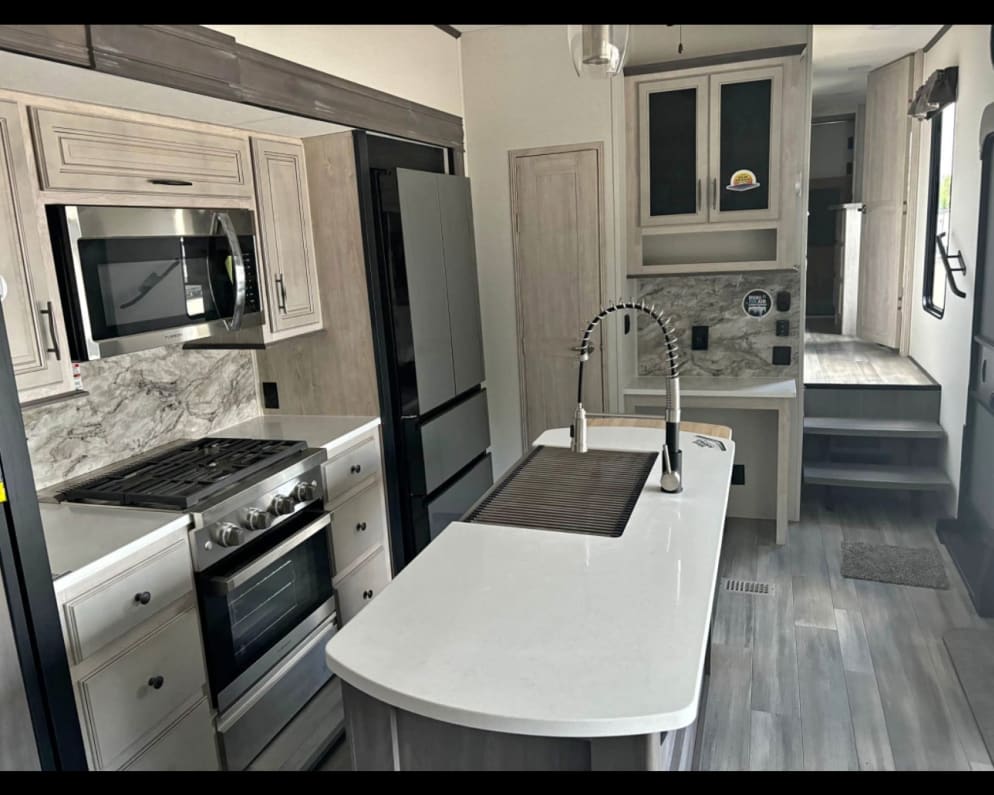 2024 Forest River Sandpiper Fifth Wheel for rent in Myakka City Florida
