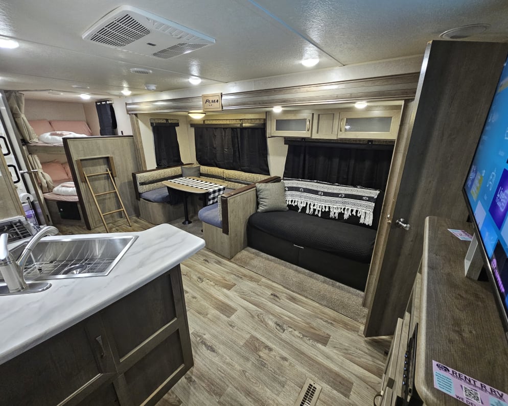 2019 Palomino Puma XLE  by Forest River for rent in 34433