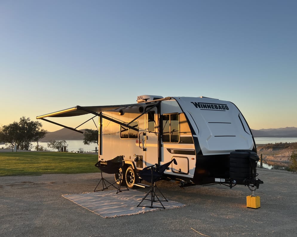2025 Winnebago Micro Minnie 2100BH