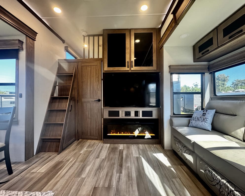 2024 Paradigm  by Alliance RV for rent in 32778