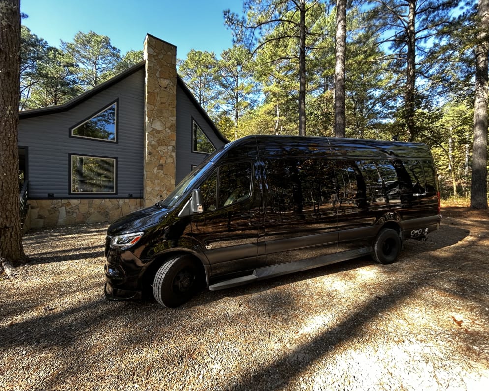 2025 Ultimate Toys Ultimate Coach Class B for rent in Anna Texas