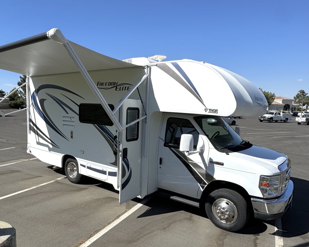 2019 Thor Freedom Elite available for rent in Castaic California