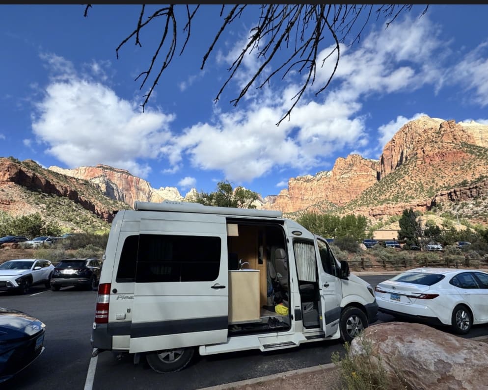 2015 Pleasure-Way Pleasure-Way Class B