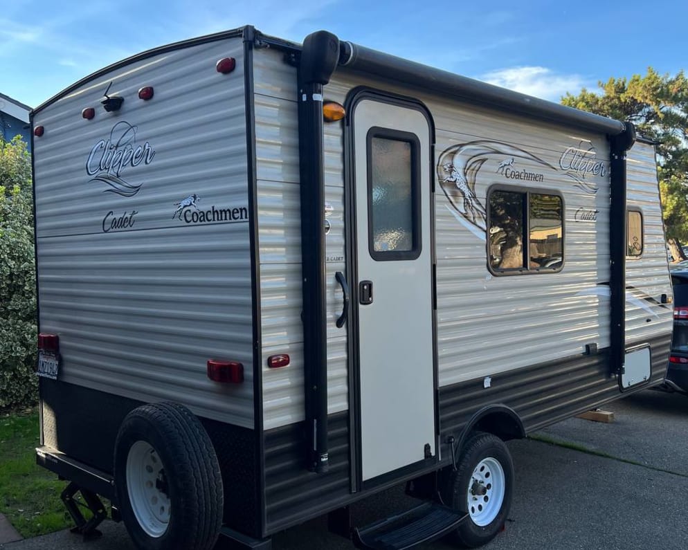 2018 Clipper Cadet 16FB  by Coachmen for rent in 95670