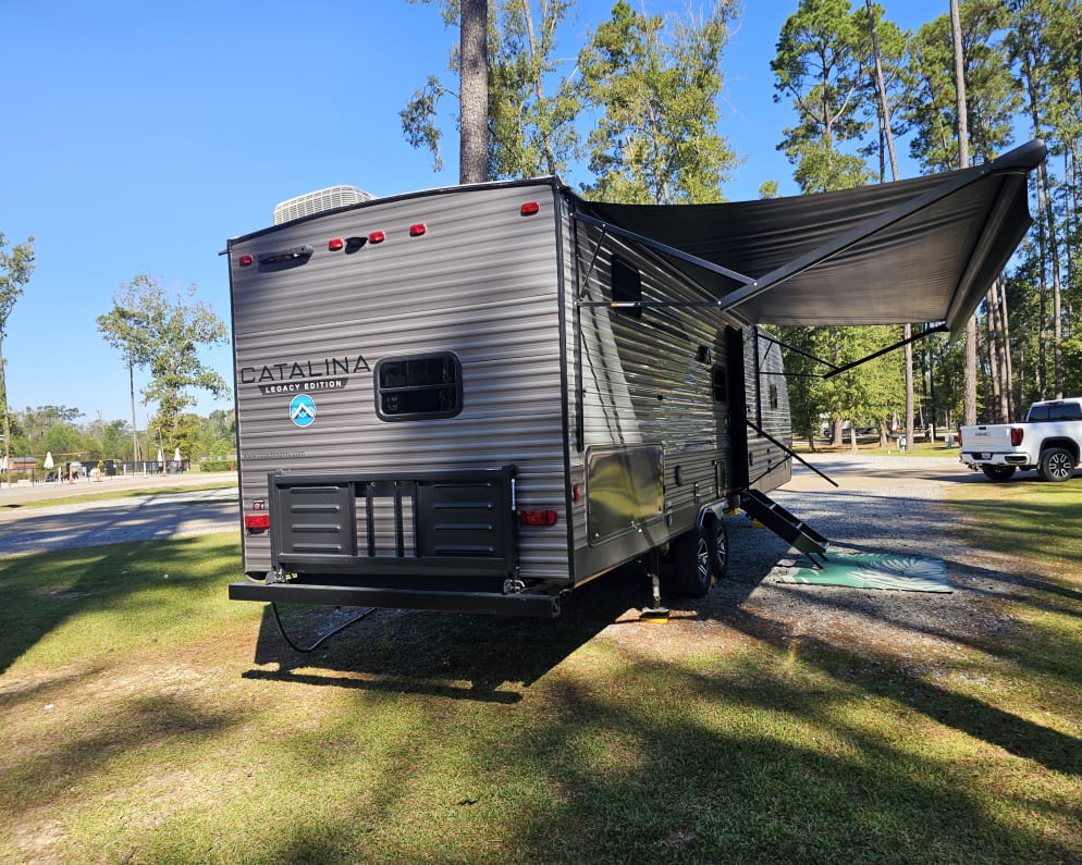 2025 Coachmen Catalina legacy edition 293TQBSCK available for rent in Walker Louisiana