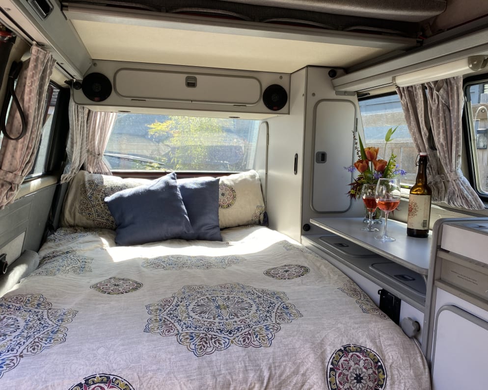 1986 Volkswagen Westfalia Class B for rent in Victoria British Columbia