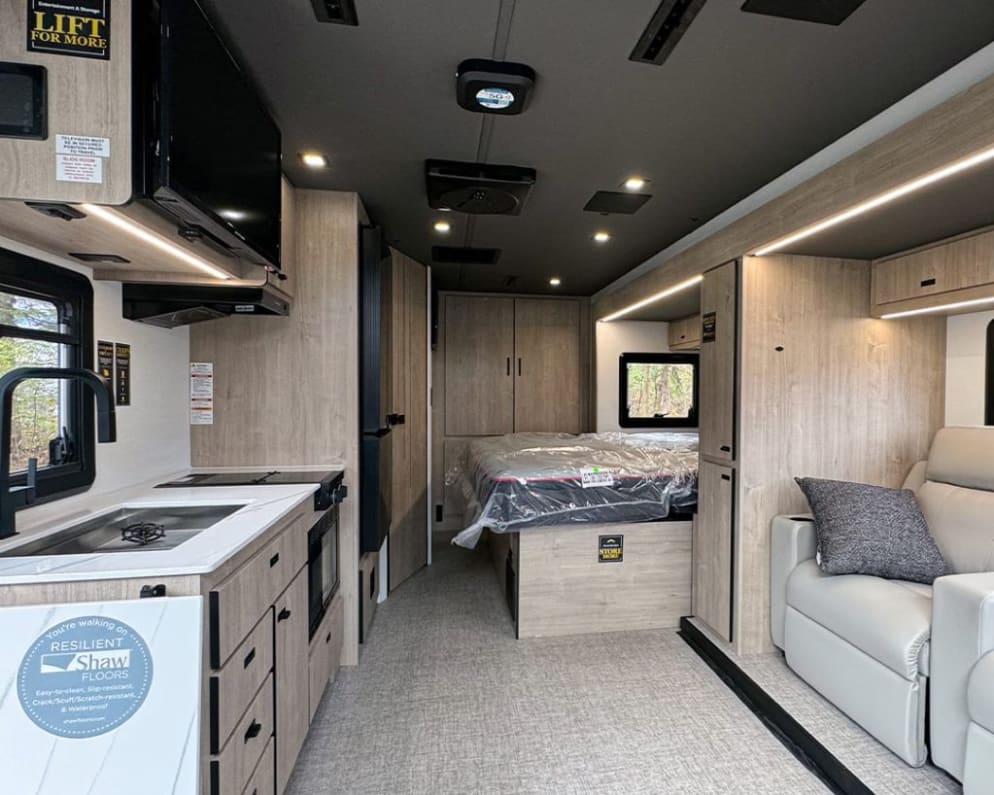 2025 Grand Design Lineage Class C for rent in St Petersburg Florida