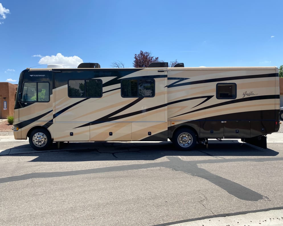 2008 Fleetwood Fiesta LX available for rent in Albuquerque New Mexico