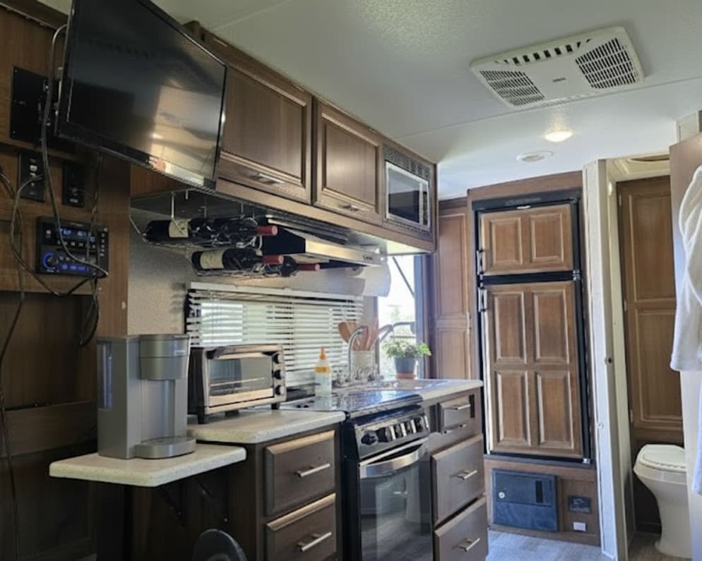 2020 Rockwood Mini Lite  by Forest River for rent in 32405