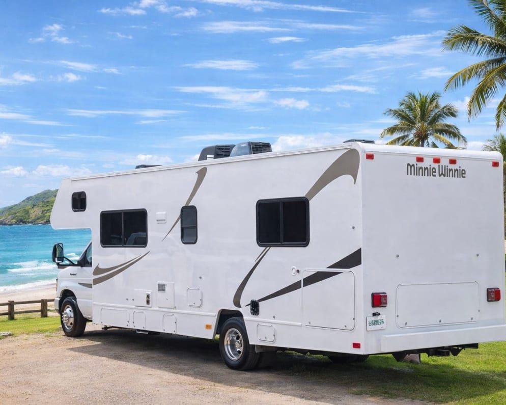 2020 Winnebago Minnie Winnie available for rent in El Segundo California